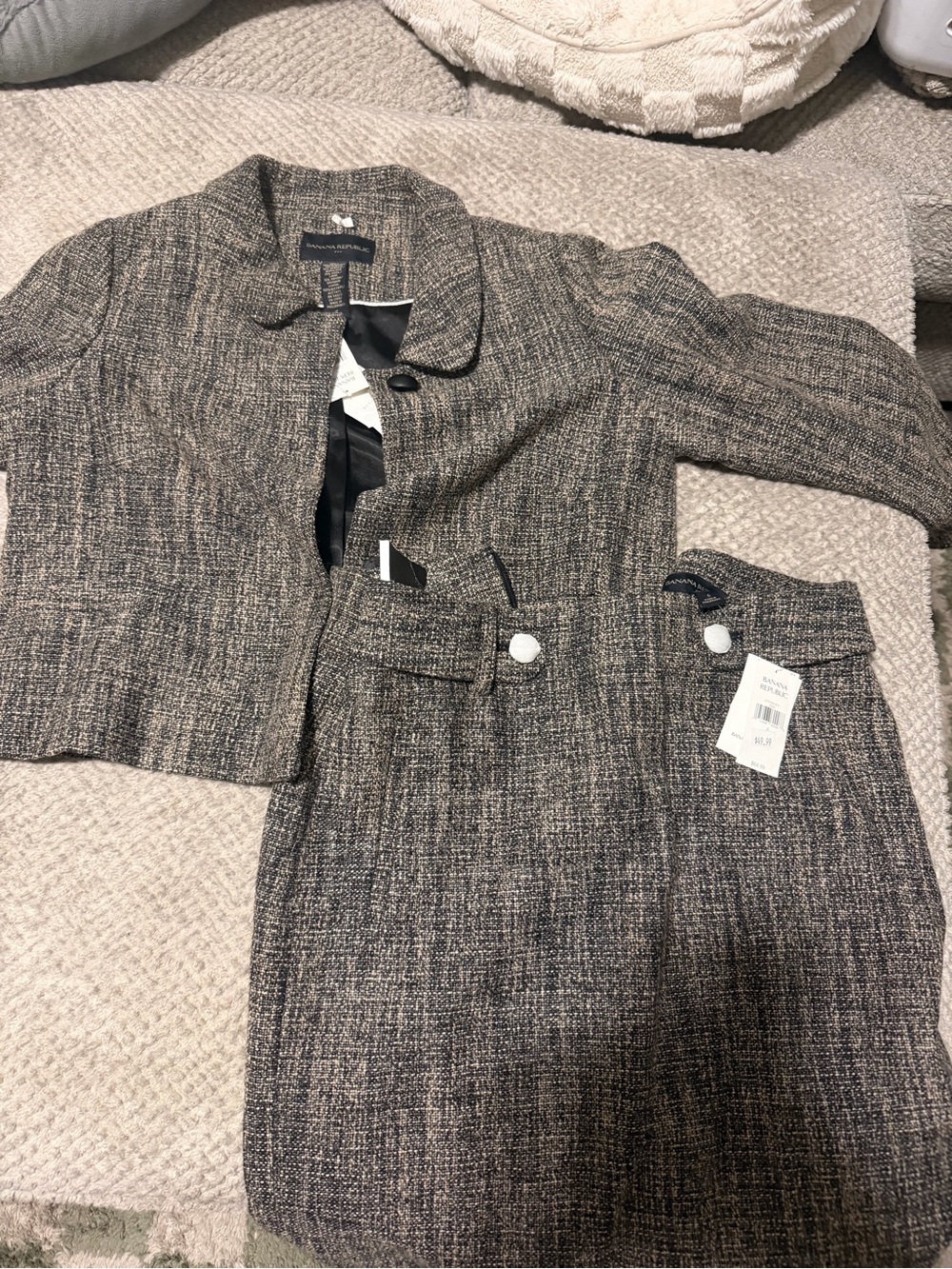 Banana Republic Women's Tweed Cropped Blazer and Pencil Skirt in Charcoal Beige